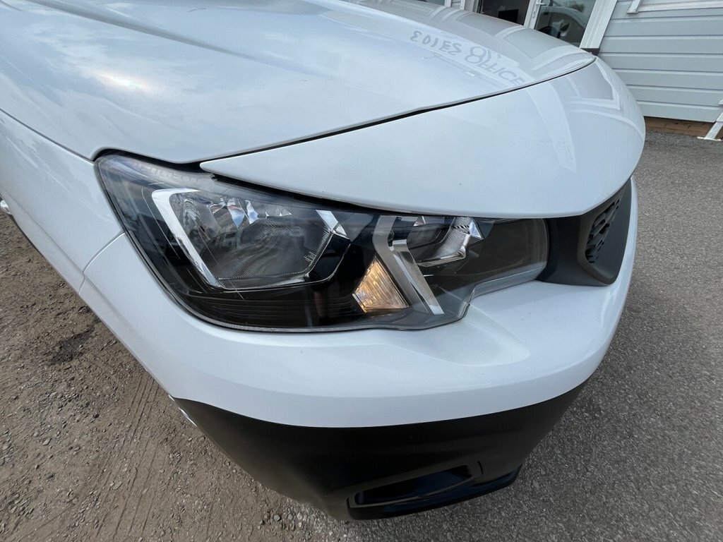 Peugeot Partner 1.5L Professional White #5