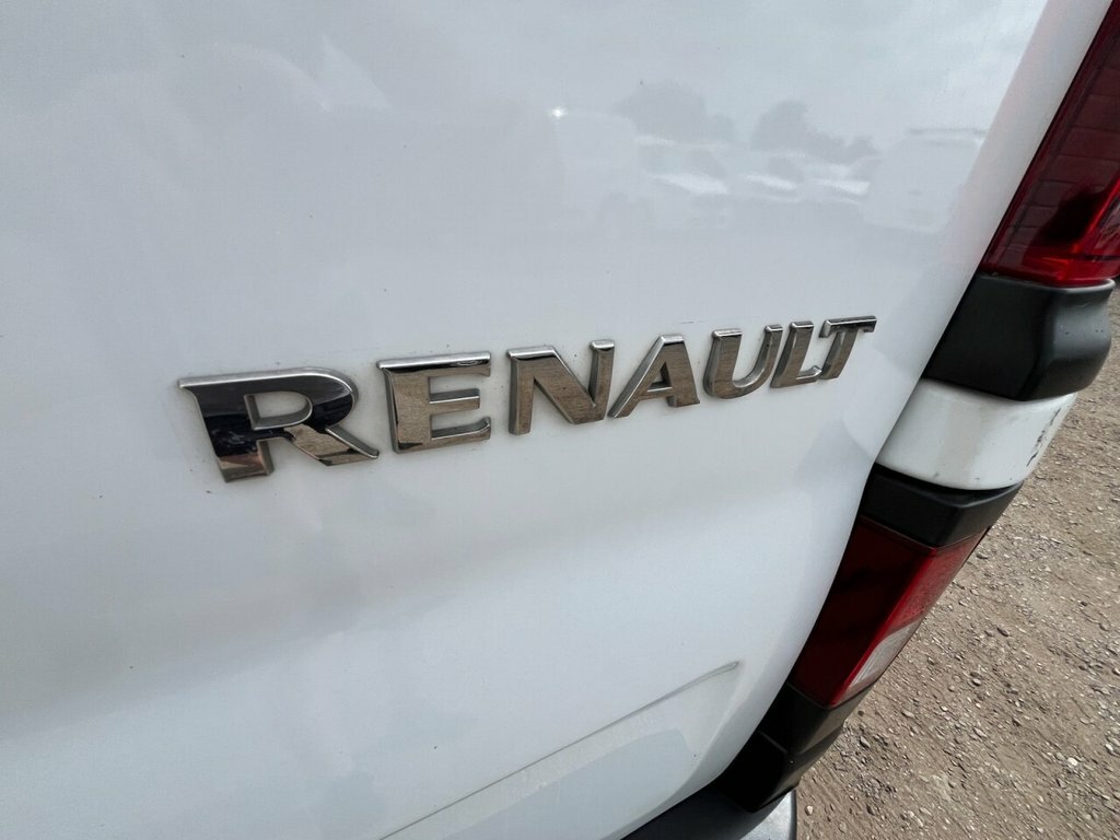 Renault Trafic 2L Start White #5