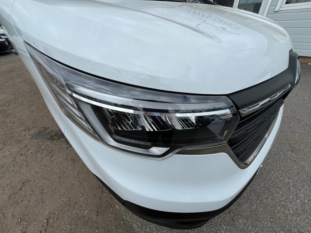 Renault Trafic 2L Start White #4