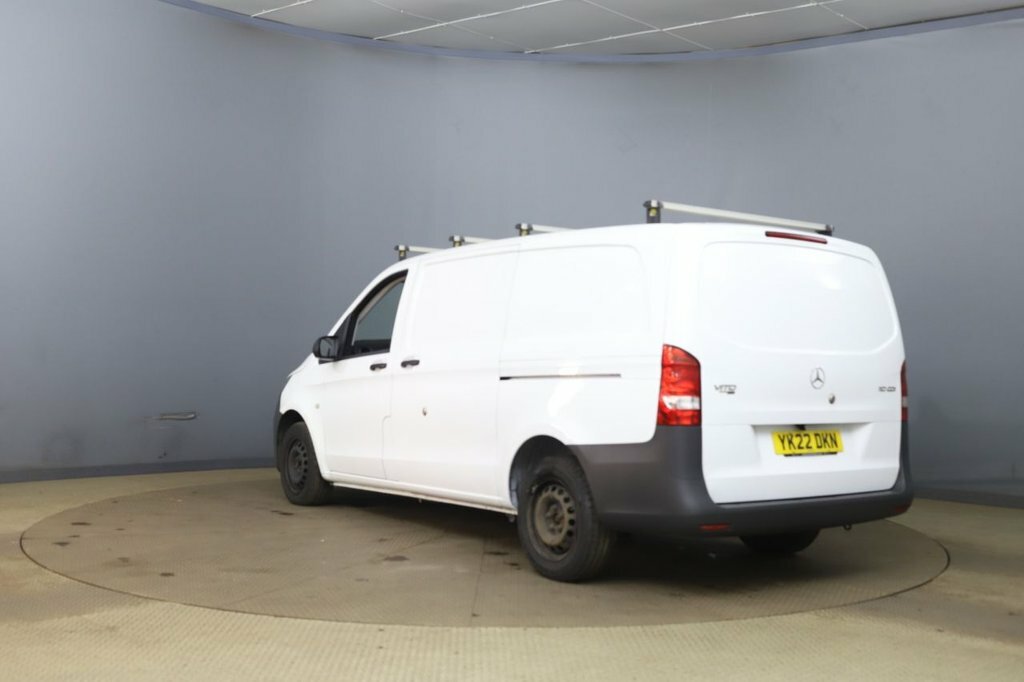Mercedes-Benz Vito 1.7L Progressive White #3