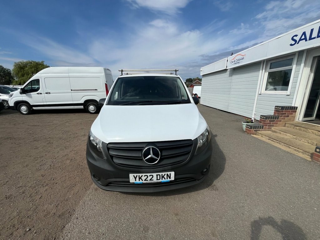Mercedes-Benz Vito 1.7L Progressive YK22DKN White