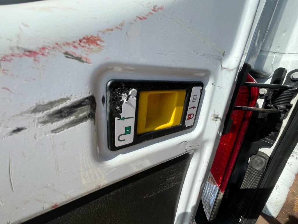 Ford Transit Custom 2L Leader LC72BVA White #5