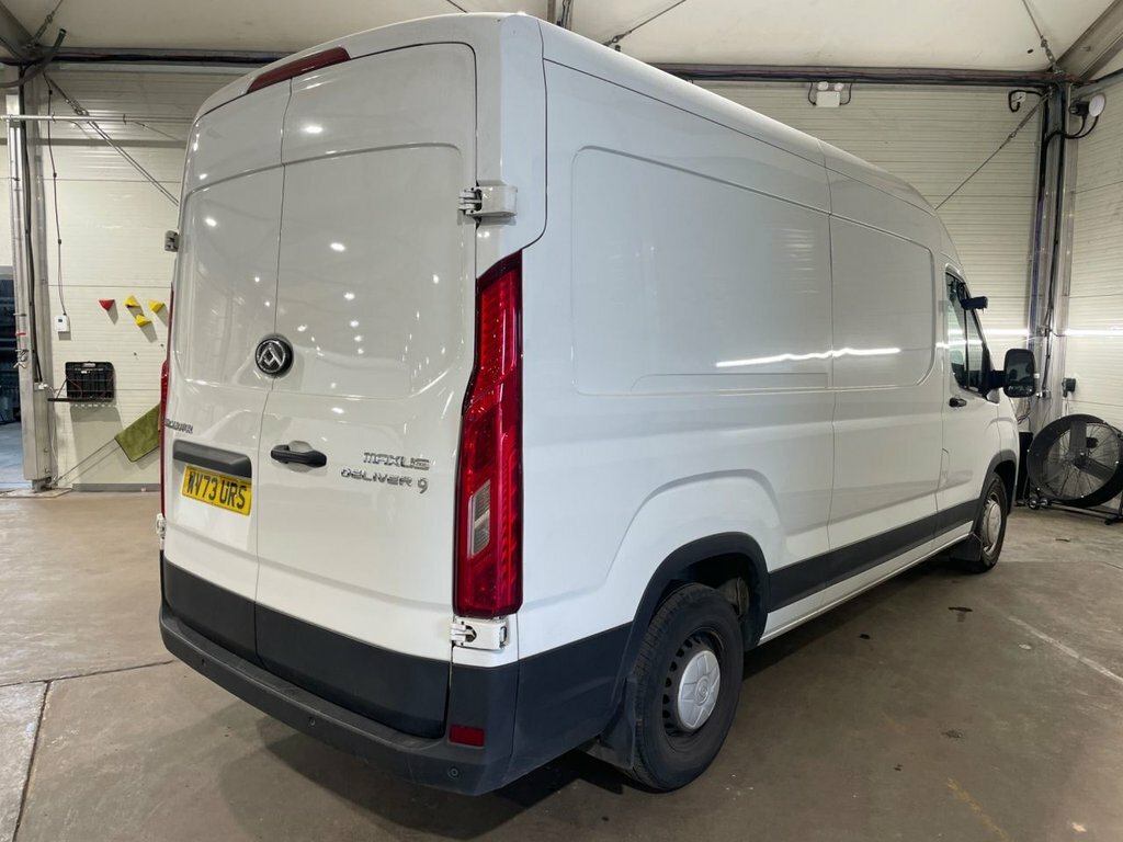 Maxus Deliver 9 Mpv White #4