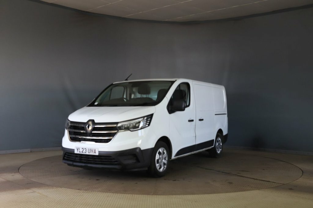 Renault Trafic 2L Advance White #3