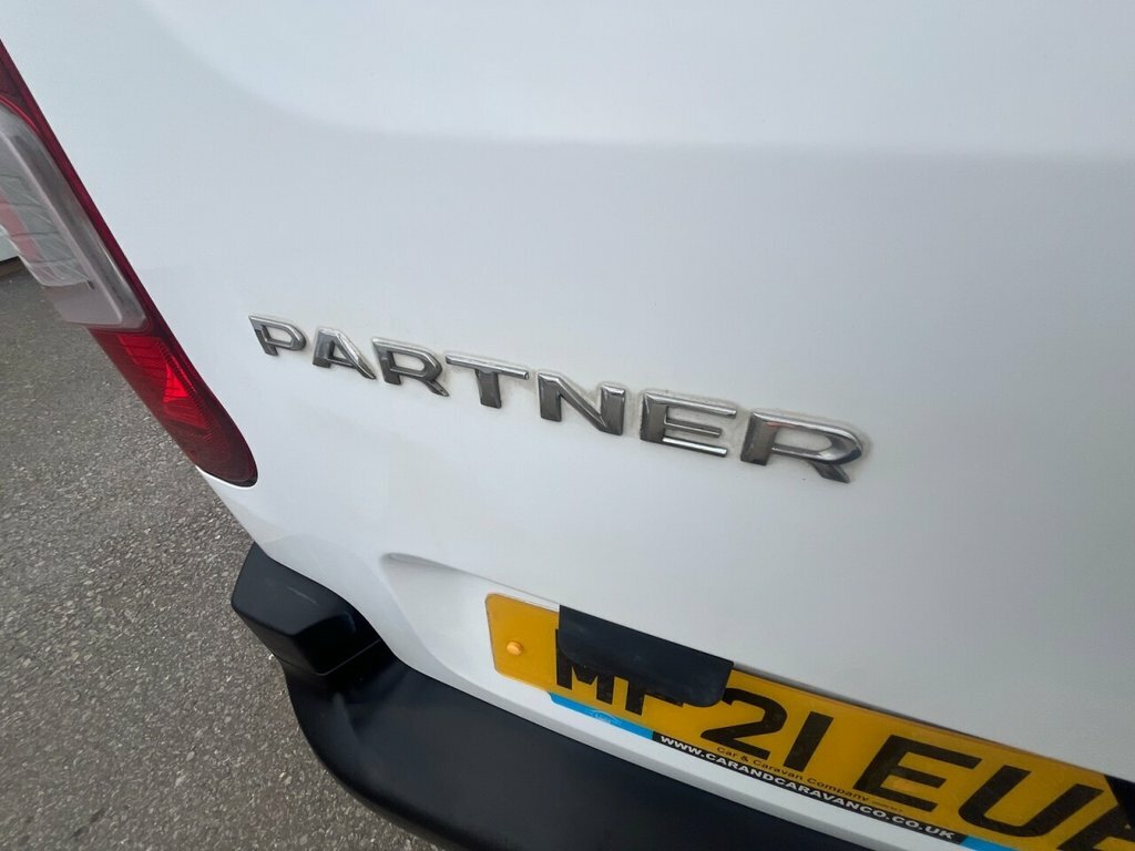Peugeot Partner Professional Premium 1.5 Black #14
