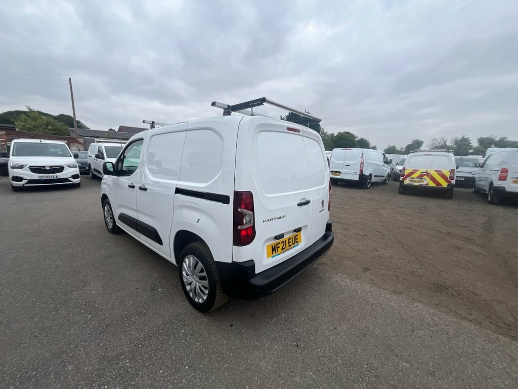 Peugeot Partner 1.5L Professional White #5