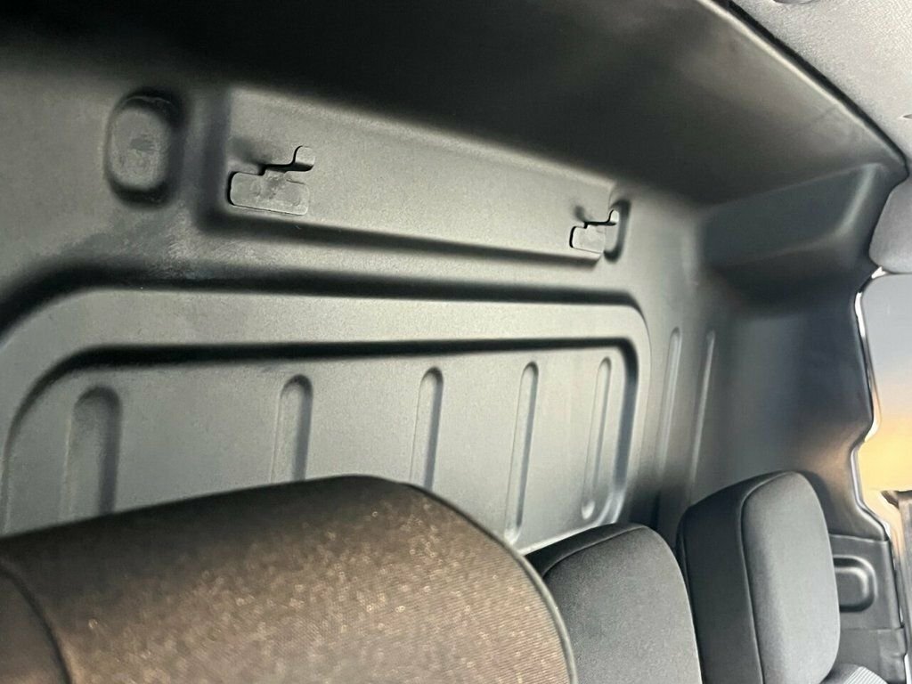 Peugeot Partner Professional Premium 1.5 Black #26