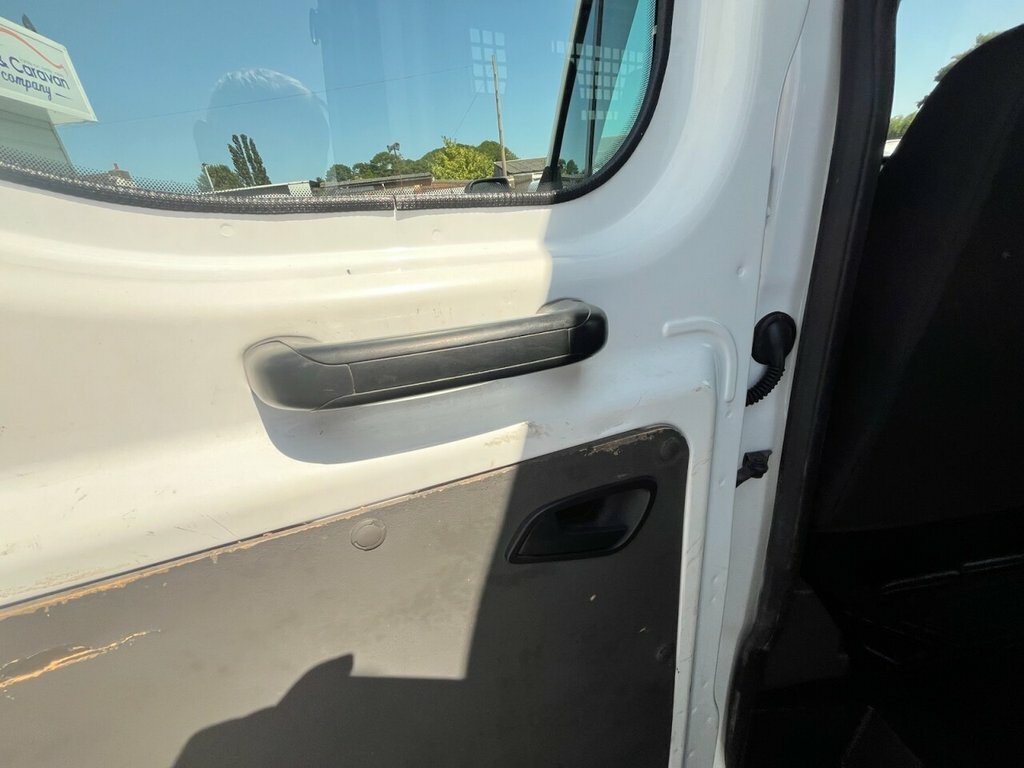 Ford Transit Custom 2L Leader White #5