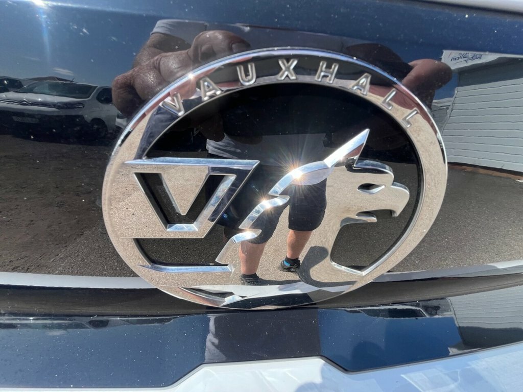 Vauxhall Vivaro 1.5L Prime 6Dr White #3