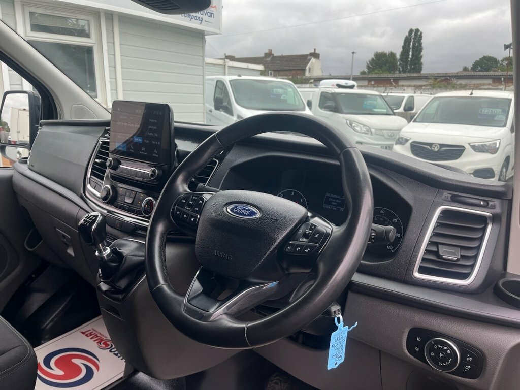Ford Transit Custom 2.0 Ecoblue 170Ps Low Roof Sport Van Black #34
