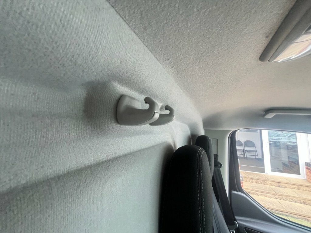 Ford Transit Custom 2.0 Ecoblue 170Ps Low Roof Sport Van Black #39
