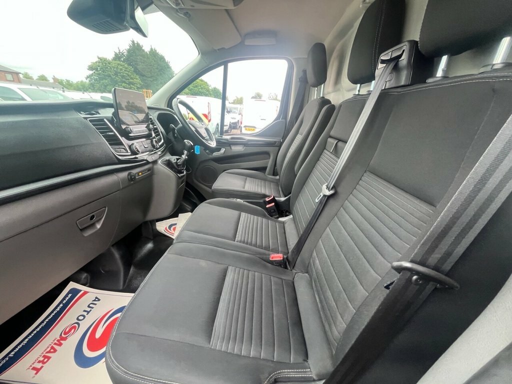 Ford Transit Custom 2.0 Ecoblue 170Ps Low Roof Sport Van Black #22