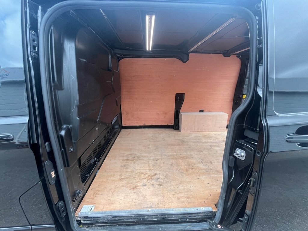 Ford Transit Custom 2.0 Ecoblue 170Ps Low Roof Sport Van Black #8