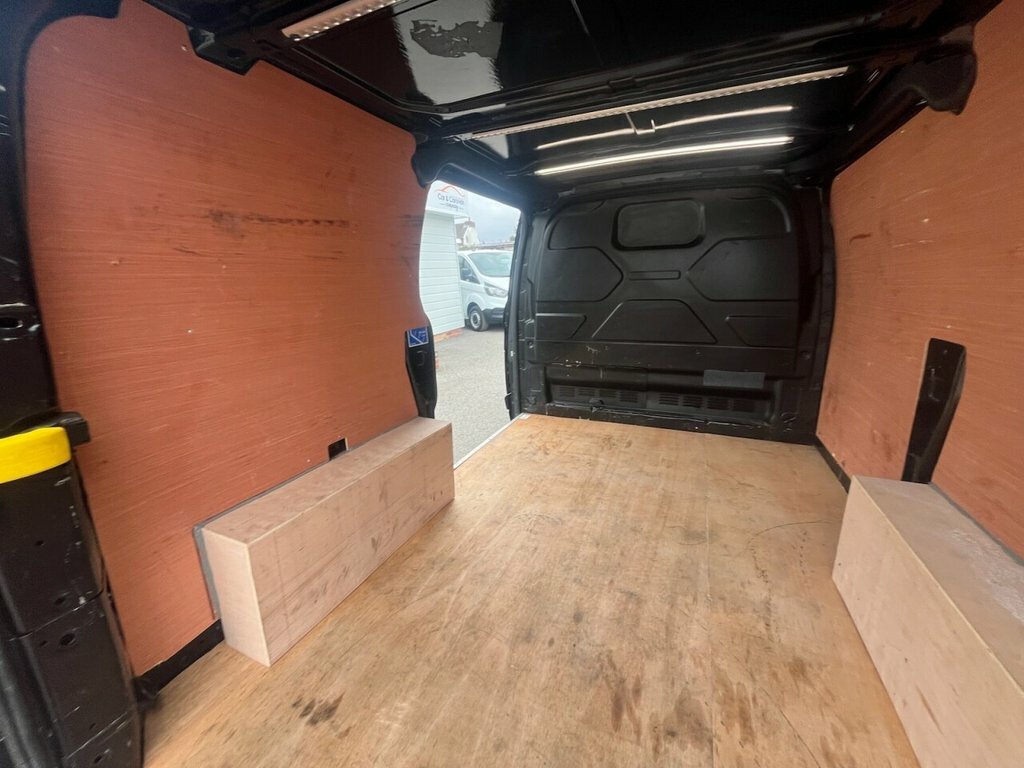 Ford Transit Custom 2.0 Ecoblue 170Ps Low Roof Sport Van Black #17