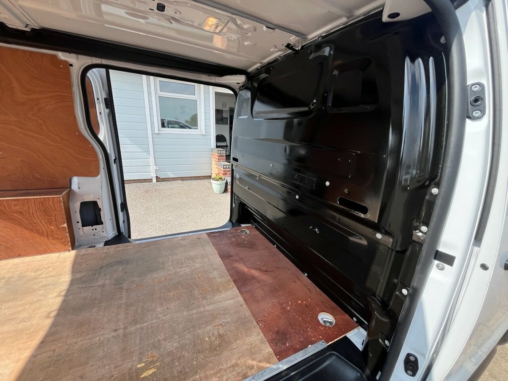 Vauxhall Vivaro 2900 1.5D 100Ps Dynamic H1 Van  #17