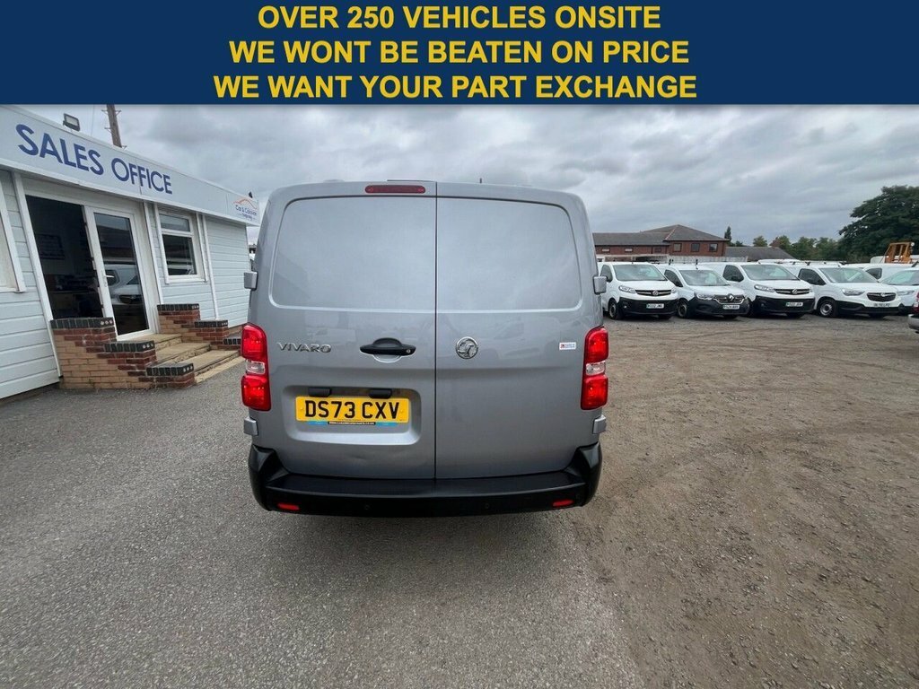 Vauxhall Vivaro 2L Prime 6Dr Grey #3
