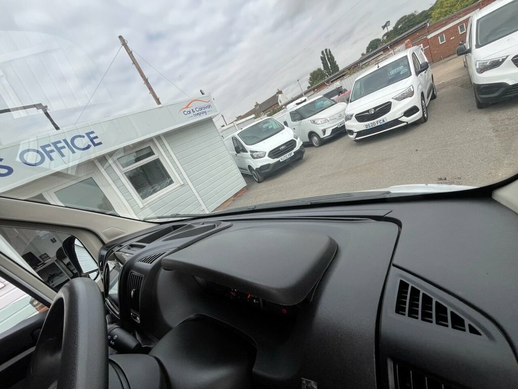 Vauxhall Movano Prime White #23
