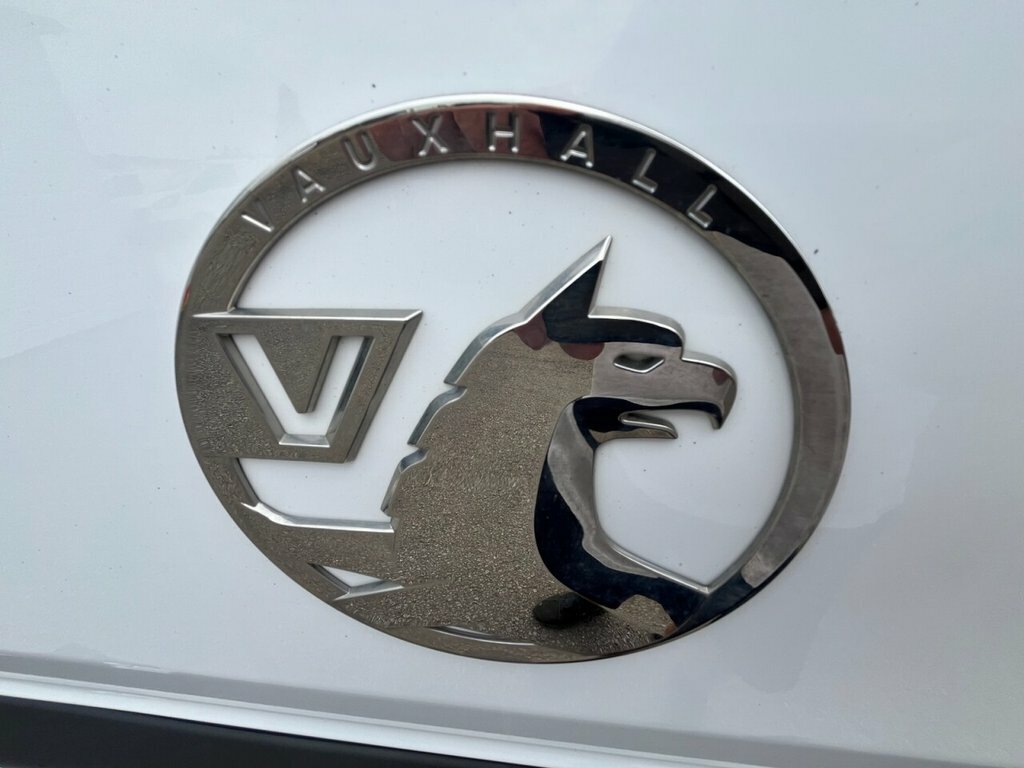 Vauxhall Movano Prime White #10