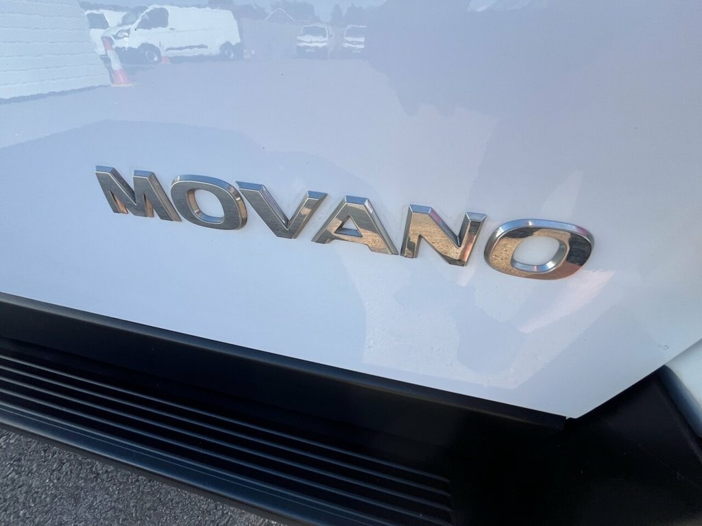 Vauxhall Movano 2.2L Dynamic White