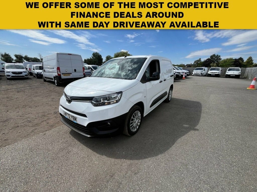 Toyota Proace City 1.5L Icon White