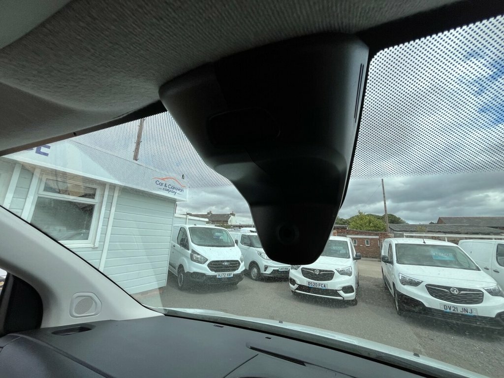 Peugeot Expert Mpv White #27