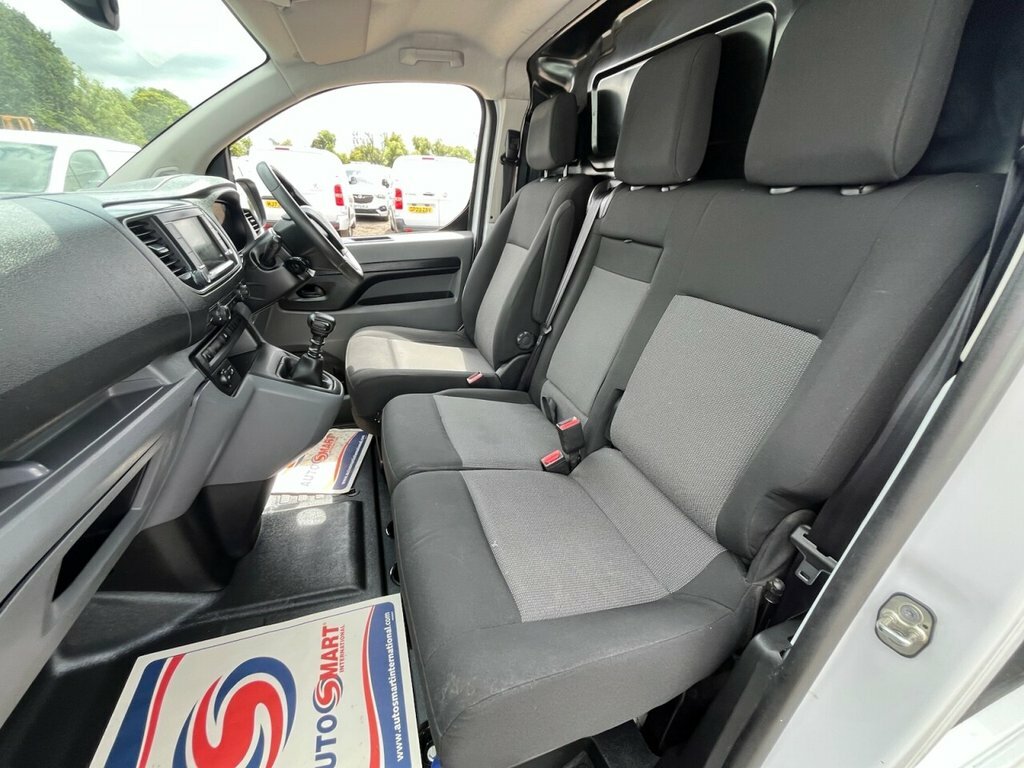 Peugeot Expert Mpv White #46