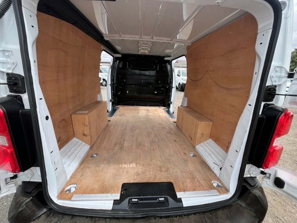 Peugeot Expert Mpv White #14