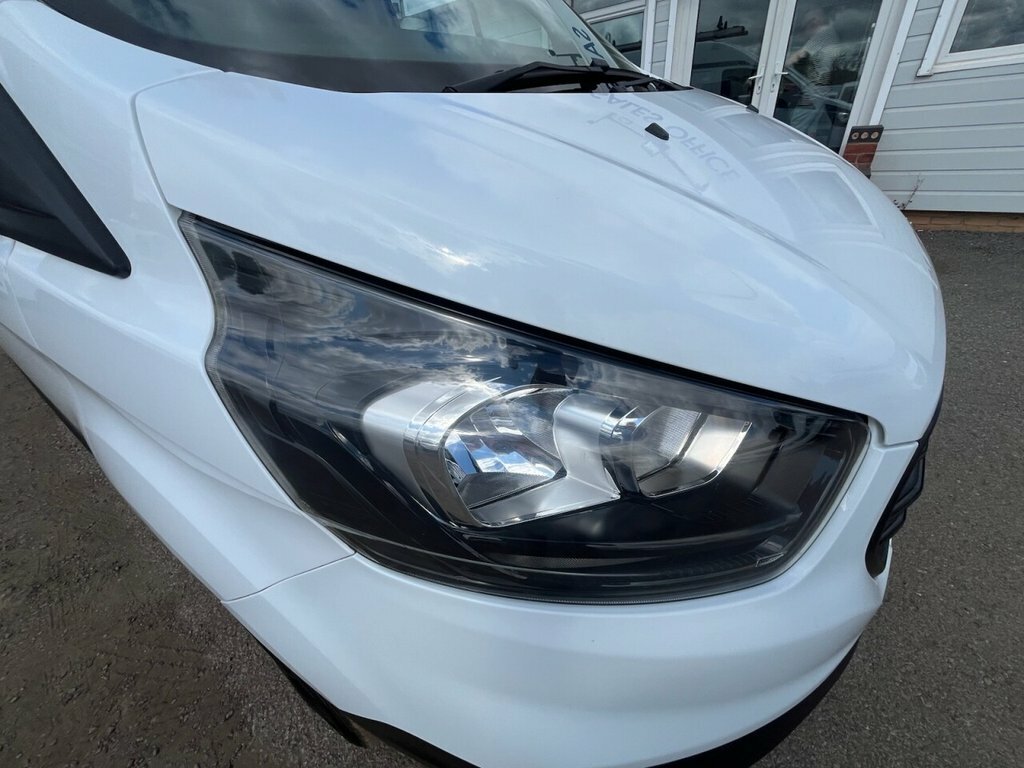 Ford Transit Custom 2L Leader White #5
