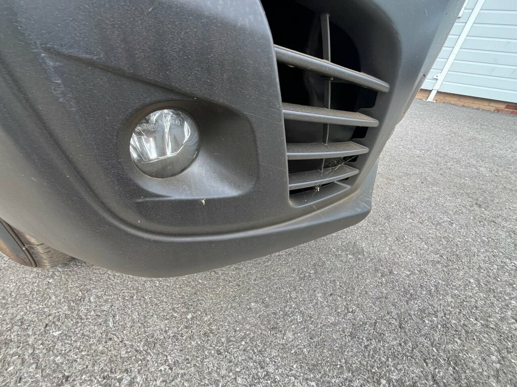 Vauxhall Vivaro 1.5L Dynamic 6Dr White #6