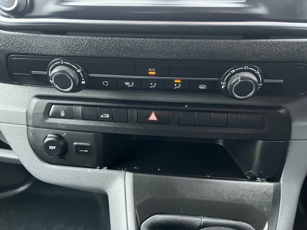 Vauxhall Vivaro Turbo D 2900 Prime Panel Van 6Dr L2 White #38