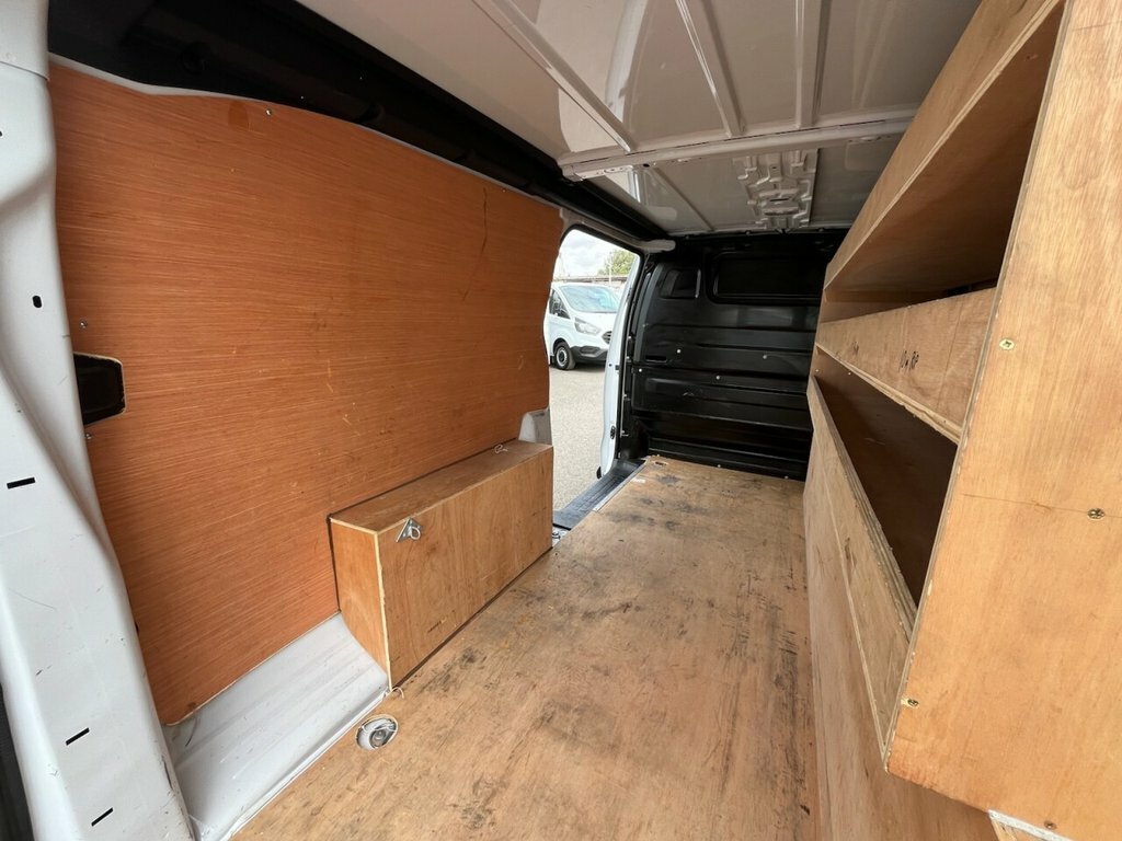 Vauxhall Vivaro Turbo D 2900 Prime Panel Van 6Dr L2 White #15