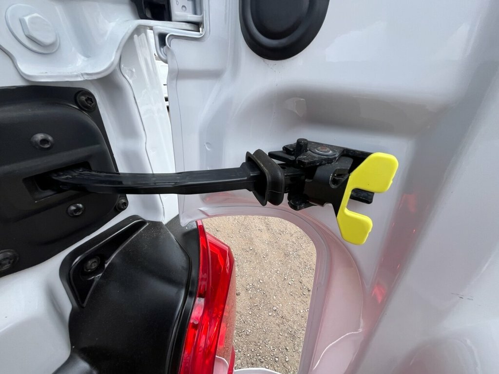 Vauxhall Vivaro 2L Prime 6Dr White #6