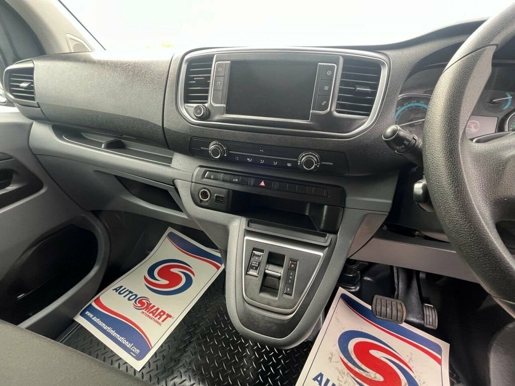 Vauxhall Vivaro Turbo D 2900 Prime Panel Van 6Dr L2 White #44