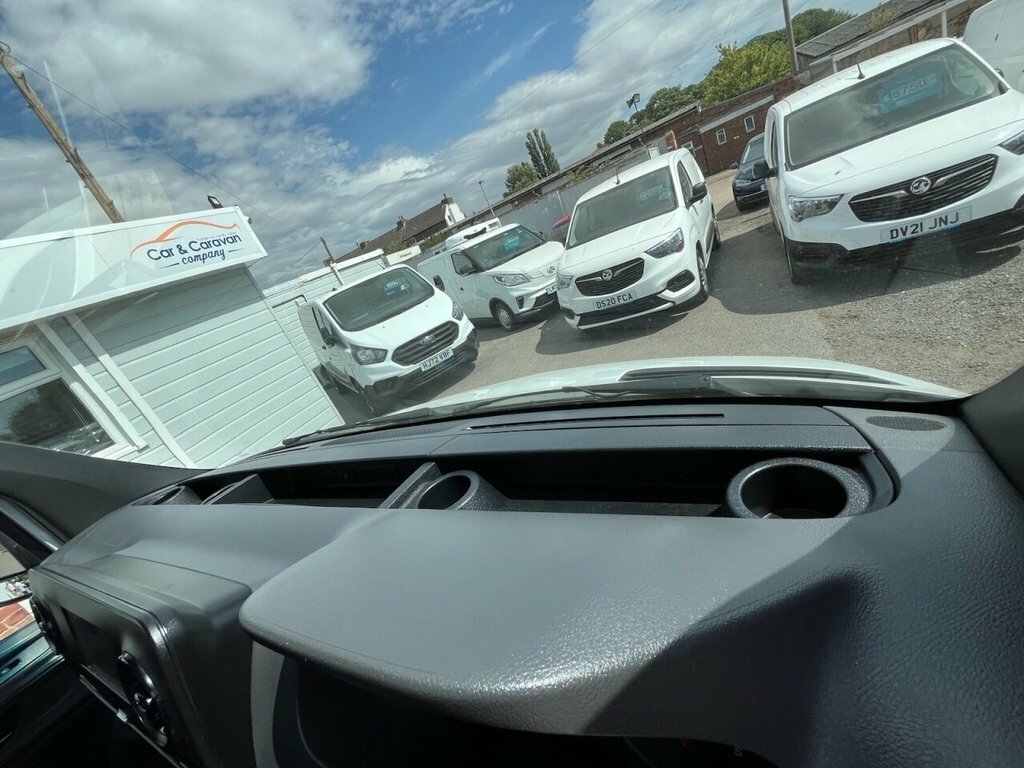 Mercedes-Benz Sprinter 2.0 315 Cdi Progressive Panel Van Manua White #16