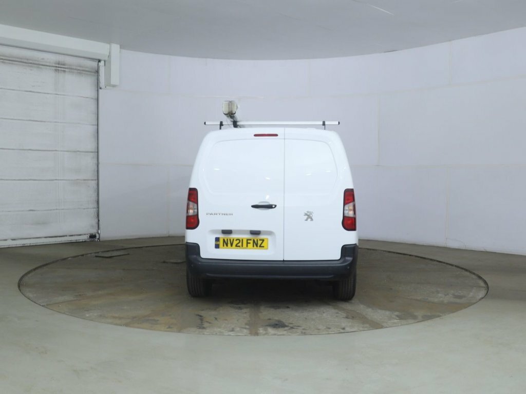 Peugeot Partner 1.5L Professional White #5