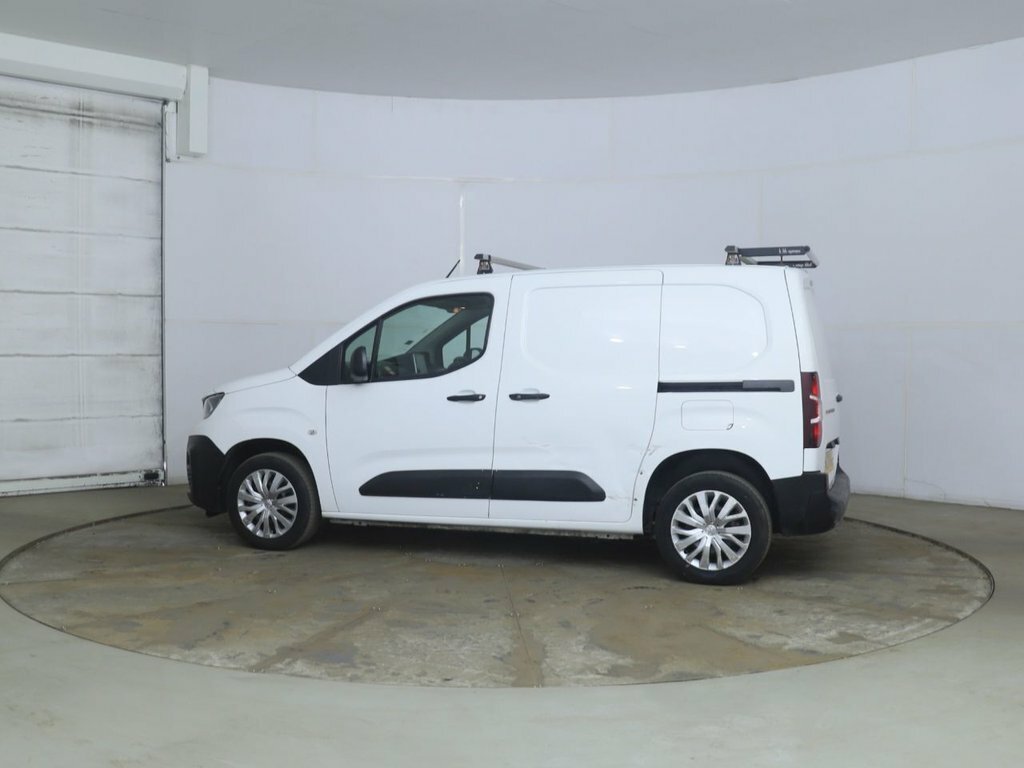 Peugeot Partner 1.5L Professional Premium White #4