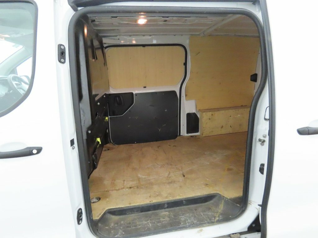 Citroen Dispatch 1.5L Enterprise Edition M 6Dr White #6