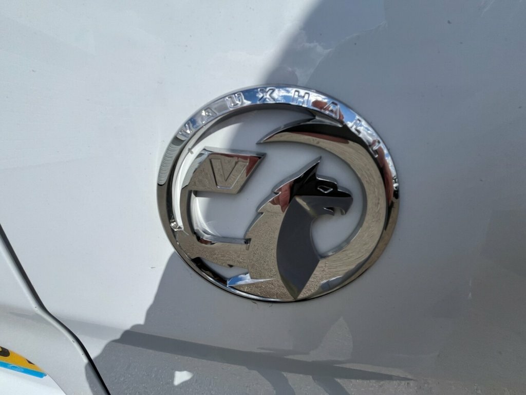 Vauxhall Vivaro 2900 1.5D 100Ps Prime H1 Van White #9