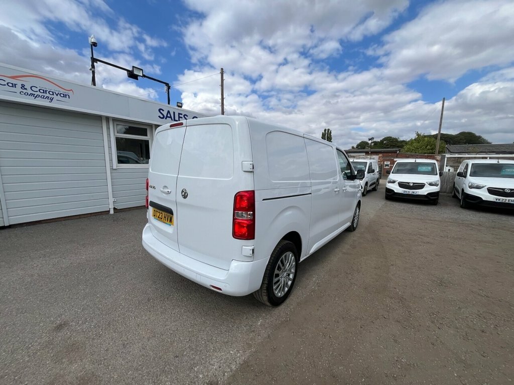 Vauxhall Vivaro 1.5L Pro 6Dr White #3