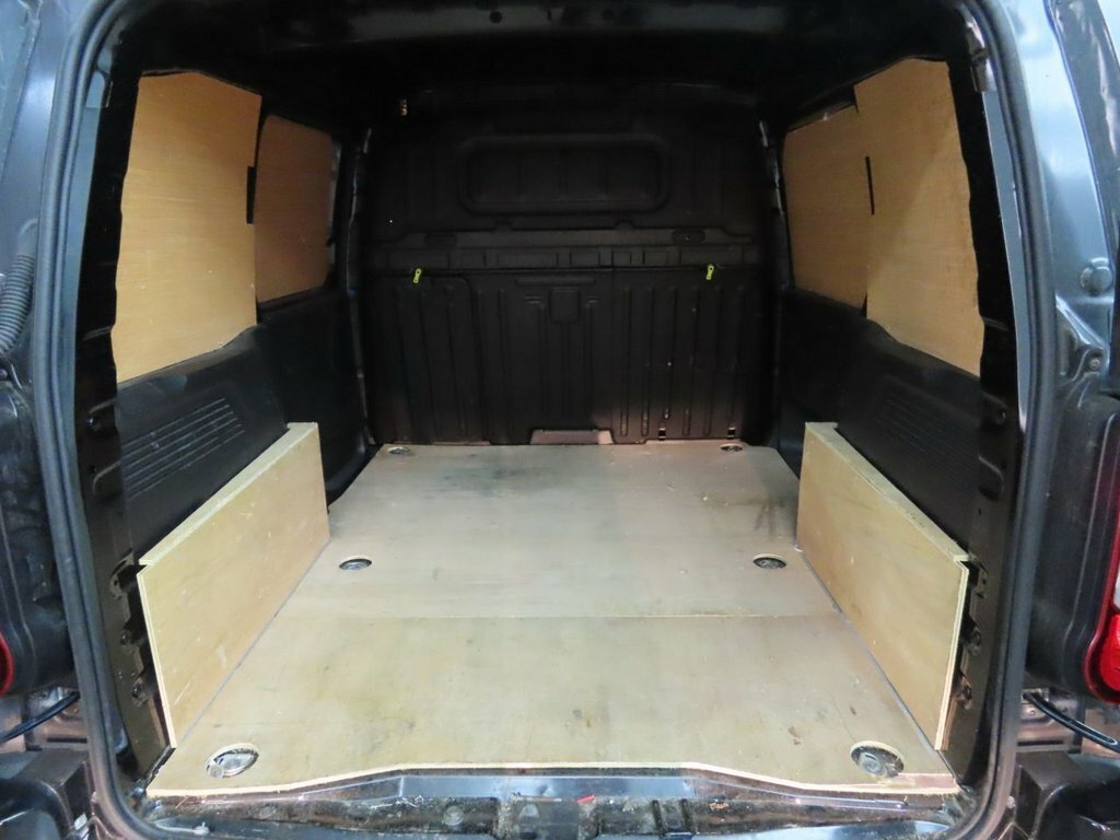 Vauxhall Combo 2300 1.5 Turbo D 100Ps H1 Sportive Van 6 Speed Grey #7