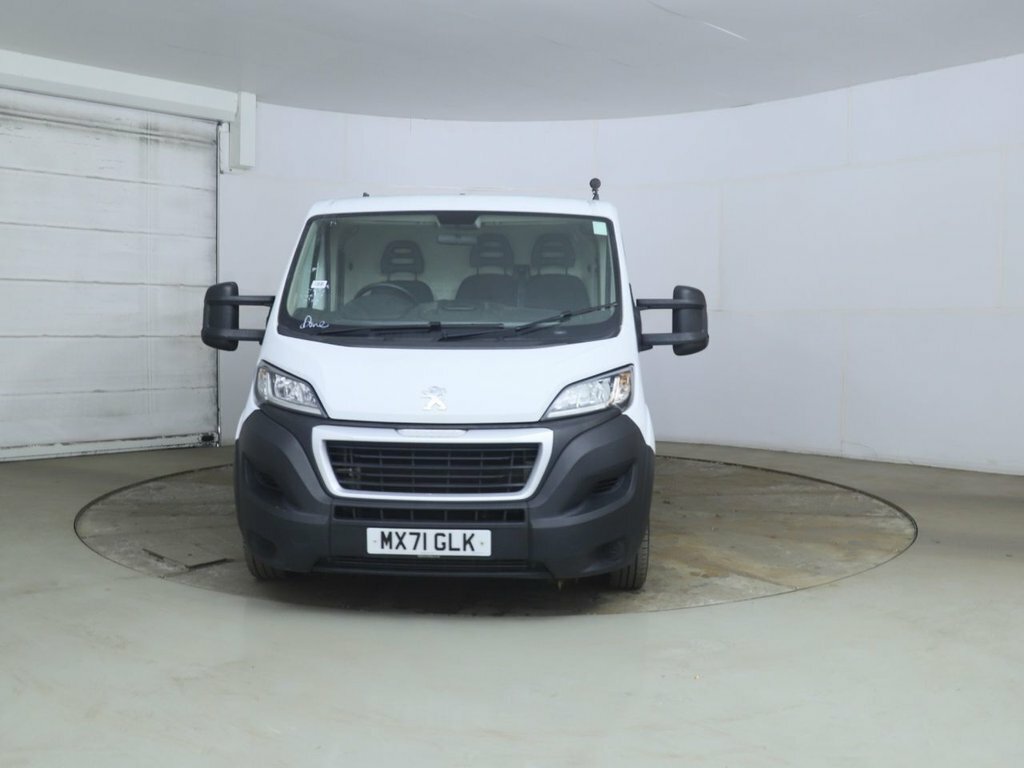 Peugeot Boxer 2L Built For Business White #2