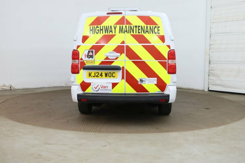 Citroen Dispatch 1.5L Driver Xl 6Dr White #5