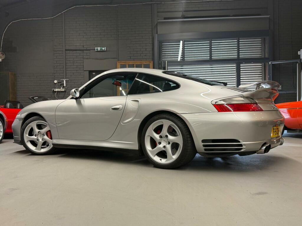 Porsche 911 Gt3 40 Black #11