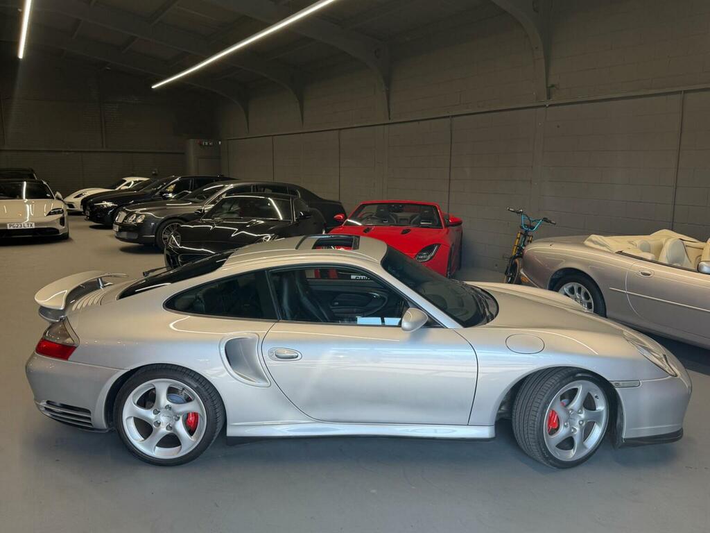 Porsche 911 Gt3 40 Black #32