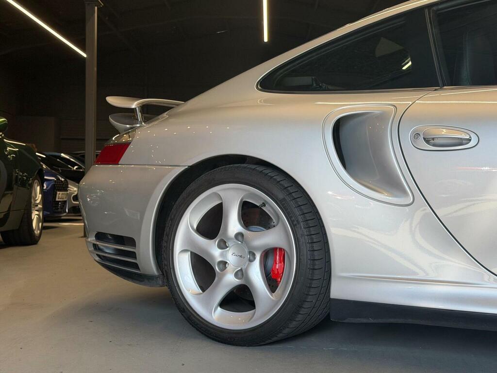 Porsche 911 Gt3 40 Black #24