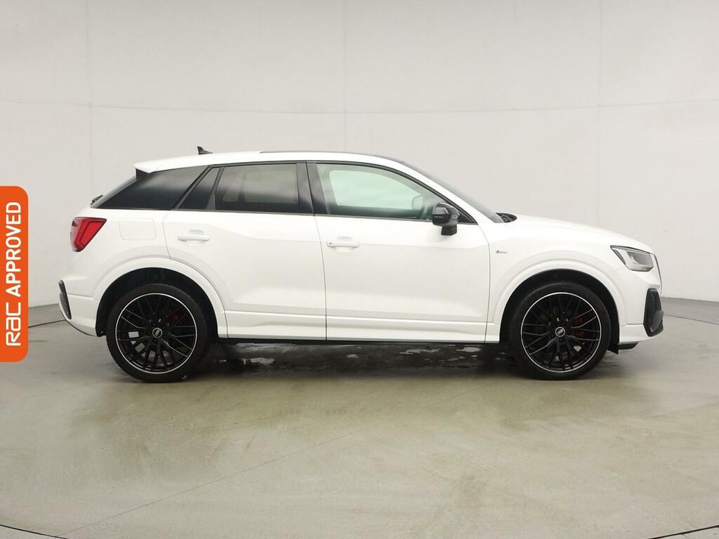 Audi Q2 1.5 Tfsi Cod 35 Black Edition Suv S Tro WO21BPE White #5
