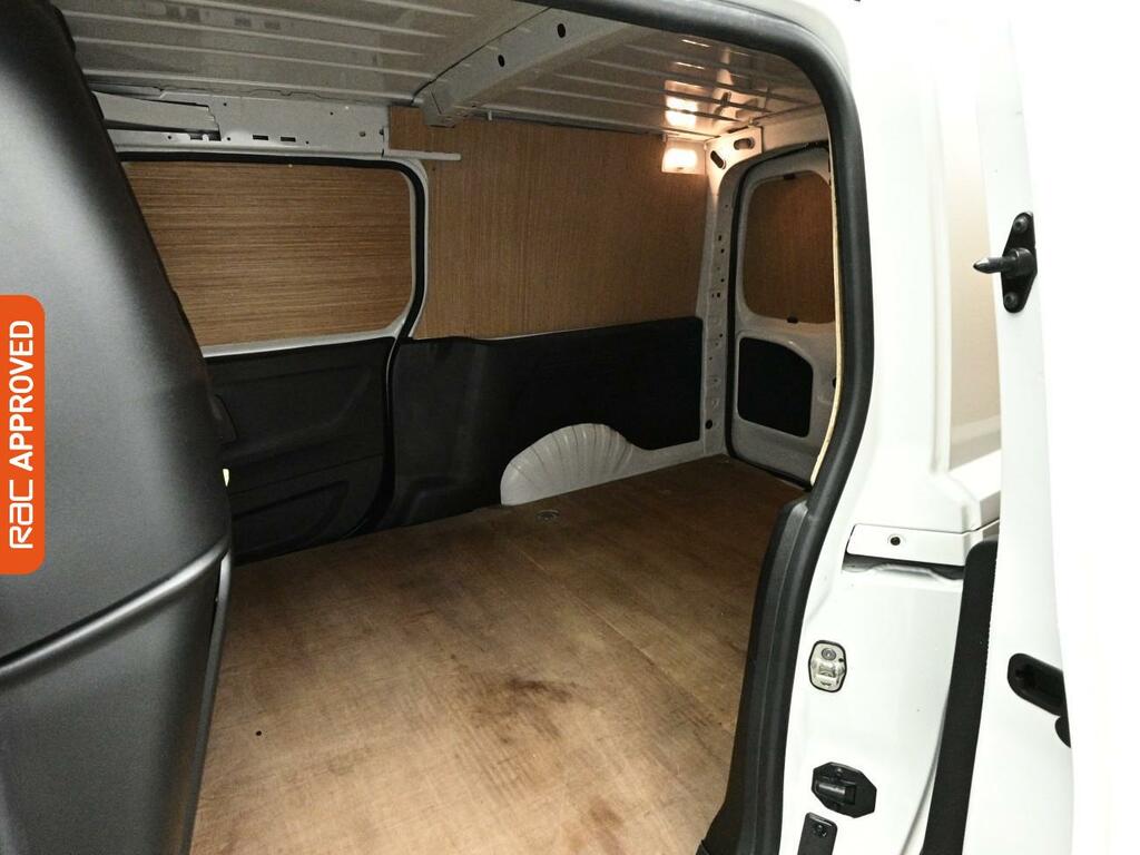 Vauxhall Combo 1.5 Turbo D 2300 Sportive Panel Van Man DN21XOW White #3