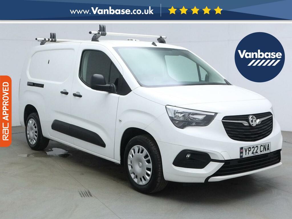 Vauxhall Combo 1.5 Turbo D 2300 Sportive Panel Van Man White