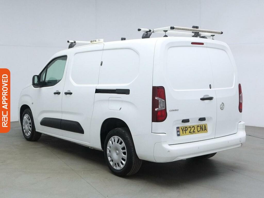 Vauxhall Combo 1.5 Turbo D 2300 Sportive Panel Van Man YP22CNA White #5
