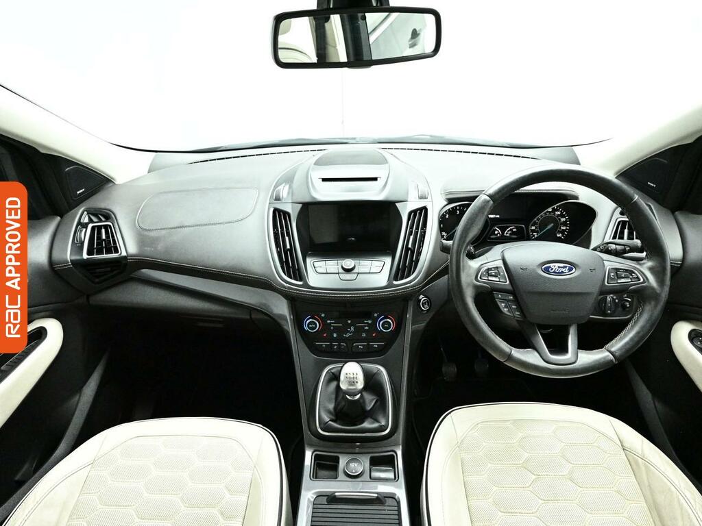 Ford Kuga 2.0 Tdci Vignale Suv Euro 6 Ss YK17RKZ Black #2